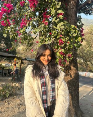 Ishika bisht Instagram - a memorie 🌺
.
.
.
#flower #photoftheday #photoshoot #picoftheday #loving #instacute #instadaily #instagram