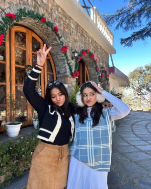 Ishika bisht Instagram - One of the Best memories of 2024 🤍🙈
.
.
.
#landour #mussorie #winters #woman #love #picoftheday #photooftheday