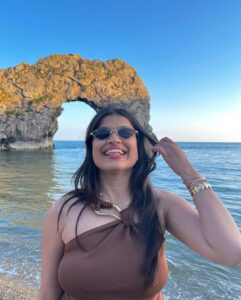 Actress Ishita HD Photos and Wallpapers May 2025