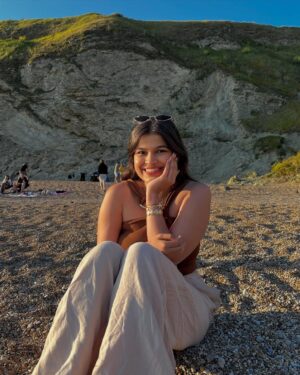 Ishita Instagram - The only “door” I don’t mind being locked out of—forever ☀️🌊🐚

[durdle door , london , fashion , beach outfits , beach girlie , beach fits , pinterest inspired,fashion girlie ]