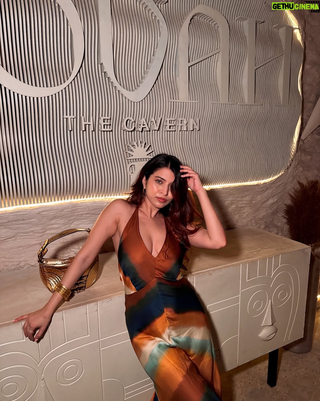 Ishita Anand - 1.8K Likes - If Cleopatra had Instagram, she’d post from here too🥵
📍 @covahindia ✨

Terra grey lens by @ttdeyeofficial 🩶
Use code - ishitanand to get 20% off!🤑

[contact lens, powered lens, TTD eye, lens brand, party dresses, long dresses, Delhi girls, fashionable, cave Aesthetic, Egyptian vibe, sultry eyes, luxury dining, dinner dates, Friday night, weekend outfits, evening look ] #ttdeye #ttdeyeofficial #contactlenses
