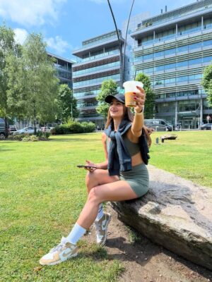 Ishita Arora Instagram - I take my coffee runs very seriously ( and literally) ☕️🏃🏼♀️