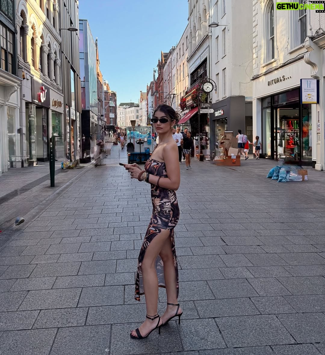 Ishita Arora - 1.6K Likes - For whoever said the world is your runway🐆