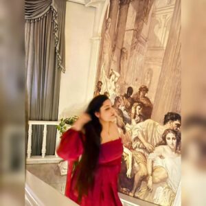 Ishita Aroraa Instagram - Hehehe ♥️
Outfit Credits and All my Love for @smayra_couture
.
.
.
.
.
.
.
.
#relatable #memestagram #memesdaily #explore #explorepage #trendingreels #exploremore
.
.
.
#pictureperfectmemories #pictureperfectdecor #pictureperfectday #pictureperfectdesign #pictureperfectchallenge #pictureperfectbuilds #pictureperfectphotography #pictureperfectphotos #pictureperfectmoment #picture
#ia #reelsinstagram #reelsındia
#travel #travelphotography #birthday #birthday2025 #birthday2025🎂 #birthday2025🎂❤️🎉🎁