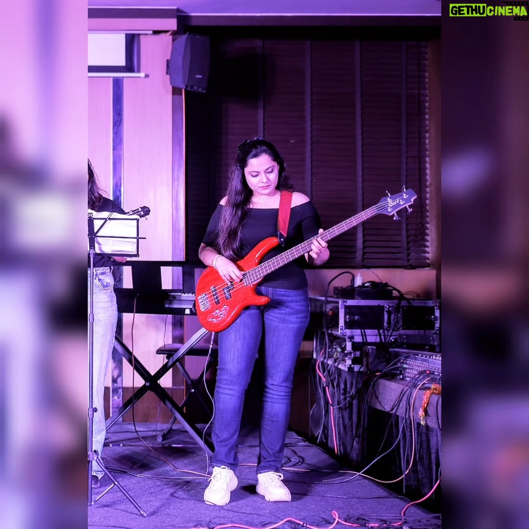 Ishita Aroraa - 5.2K Likes - Okay so... something cooked here.🎸♥️🧿
.
.
27.04.2025
.
.
.
.
.
.
.
.
#relatable  #explore #explorepage #trendingreels #exploremore #guitarplayer
#guitarsolo #guitarcover
#guitar #guitaronstage #stage #stageperformer
.
.
#pictureperfectmemories #pictureperfectdecor #pictureperfectday #pictureperfectdesign #pictureperfectchallenge #pictureperfectbuilds  #pictureperfectphotography #pictureperfectphotos #pictureperfectmoment #picture
#ia #reelsinstagram #reelsındia
#travel #travelphotography