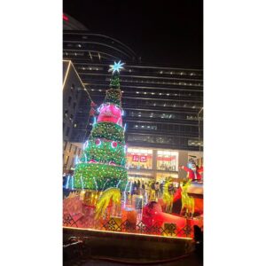 Ishita Aroraa Instagram - Christmas Edit 🎄 2024
(Part-1 Ofc)
.
.
.
.
.
.
.
.
.
#relatable #memestagram #memesdaily #explore #explorepage #trendingreels #exploremore
.
.
.
#pictureperfectmemories #pictureperfectdecor #pictureperfectday #pictureperfectdesign #pictureperfectchallenge #pictureperfectbuilds #pictureperfectphotography #pictureperfectphotos #pictureperfectmoment #picture
#ia #reelsinstagram #reelsındia
#travel #travelphotography