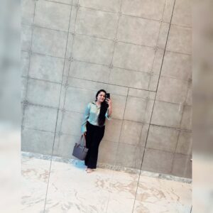 Ishita Aroraa Instagram - Here i am..once again.
❤️
.
.
.
.
.
.
.
.
.
.
.
.
.
.
#relatable #memestagram #memesdaily #explore #explorepage #trendingreels #exploremore
.
.
.
#pictureperfectmemories #pictureperfectdecor #pictureperfectday #pictureperfectdesign #pictureperfectchallenge #pictureperfectbuilds #pictureperfectphotography #pictureperfectphotos #pictureperfectmoment #picture
#ia #reelsinstagram #reelsındia
#travel #travelphotography