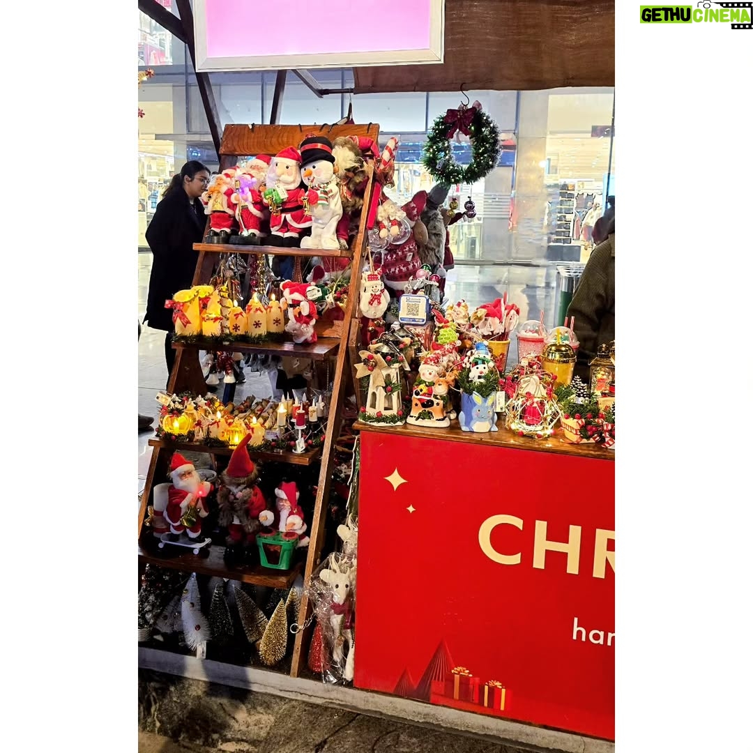 Ishita Aroraa - 2.1K Likes - Christmas Edit 🎄 2024
(Part-1 Ofc)
.
.
.
.
.
.
.
.
.
#relatable #memestagram #memesdaily #explore #explorepage #trendingreels #exploremore
.
.
.
#pictureperfectmemories #pictureperfectdecor #pictureperfectday #pictureperfectdesign #pictureperfectchallenge #pictureperfectbuilds  #pictureperfectphotography #pictureperfectphotos #pictureperfectmoment #picture
#ia #reelsinstagram #reelsındia
#travel #travelphotography