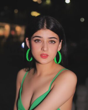 Ishita Singh Thakur Instagram - If looks could kill. š
.
.
šø @drjphotography506