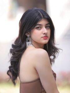 Actress Ishita Singh Thakur HD Photos and Wallpapers June 2025