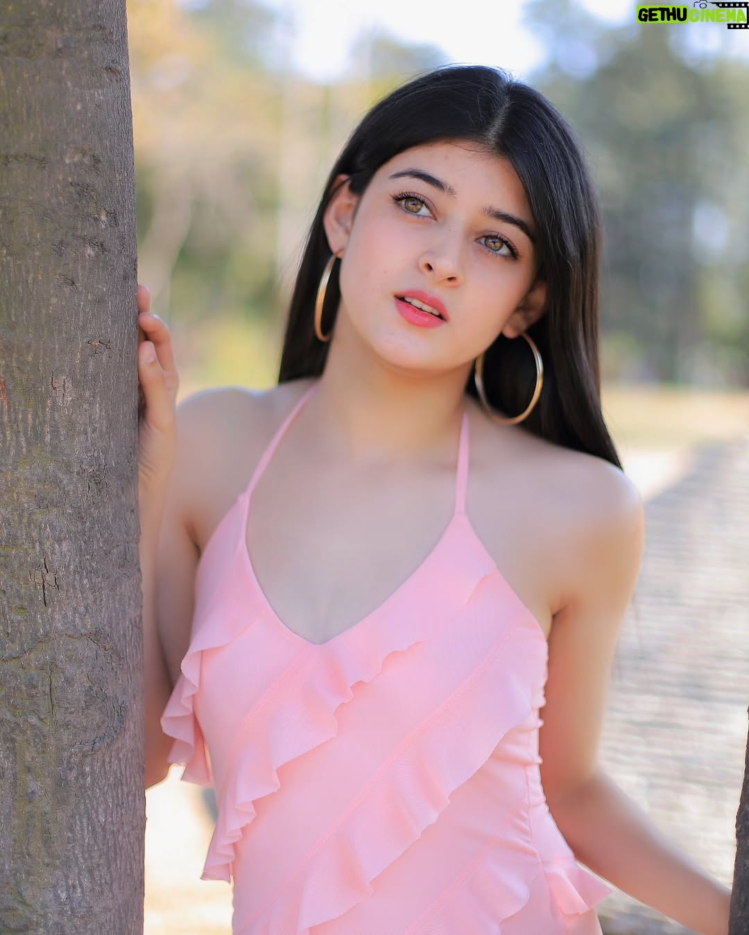 Ishita Singh Thakur - 11.7K Likes - 🌸...