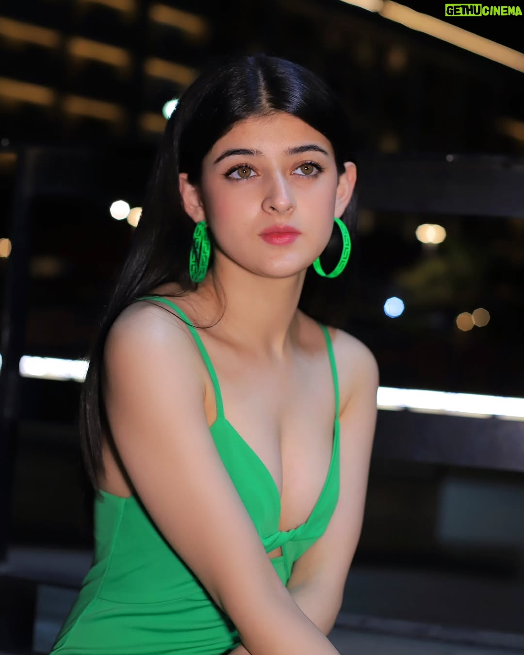 Ishita Singh Thakur - 17.6K Likes - 🧜‍♀️.....💋