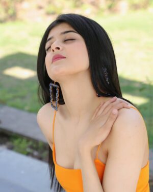 Ishita Singh Thakur Instagram - š§”āØļø