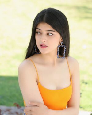 Ishita Singh Thakur Instagram - š§”āØļø