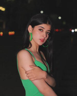 Ishita Singh Thakur Instagram - If looks could kill. š
.
.
šø @drjphotography506