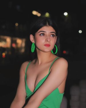 Ishita Singh Thakur Instagram - If looks could kill. š
.
.
šø @drjphotography506