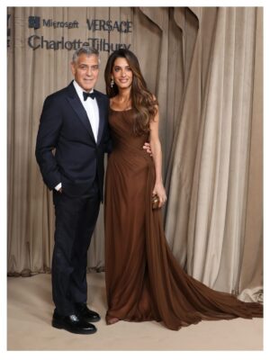 Isla Fisher Instagram - Named for anti-apartheid hero Justice Albie Sachs, The ALBIES honor those who keep the flame of justice alive. This year’s honorees—Fatou Baldeh, José Rubén Zamora, Marty Baron, Melinda French Gates, and Darren Walker—remind us that bravery and empathy still shape our world. Humbled to witness it. George and Amal Clooney.... giving us hope ❤️