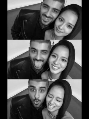 JISOO Instagram - Something very special we’ve been working on is finally out.🪐
I hope this song reaches many hearts.
Let’s never forget that everything we’ve been through was for the future.

@Zayn — working with you has been truly special.
I’m so grateful for your kindness and your incredible voice. ♥️