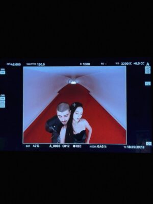 JISOO Instagram - Something very special we’ve been working on is finally out.🪐
I hope this song reaches many hearts.
Let’s never forget that everything we’ve been through was for the future.

@Zayn — working with you has been truly special.
I’m so grateful for your kindness and your incredible voice. ♥️