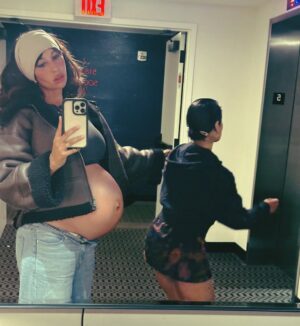 Jackie Cruz Instagram - We started this wild ride together, took some wild turns, and somehow still end up right beside each other. You’re like a sister to me ride or die, grown and glowing. Anywhere we go we have a blast only she can turn a target run into an adventure that’s why we the winnas, and Diane you’re the honorary tía to my babies, they truly love you. Well maybe a little more after you sent them their Blue T. rex jellies and cherry pink jellies. And what’s coming next for us? Let’s just say; best duo in the game and we’re just getting started. 
 Ps she’s always trying to leave me, but the elevator never closes on time jaja Also ps @dianexguerrero was the song that I chose too romantic for this post. I mean you’re mi Amiga tan Bonita. Naw it makes sense. Love you
