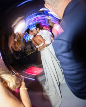 Jakelyne Oliveira Instagram - Se deixar eu fico esse restinho de ano postando as fotos do casamento, hahaha. Não me canso de ver e reviver esse dia mágico, perfeito, repleto de amor, felicidade e Deus. 

Ctz o melhor dia das nossas vidas. ✨🥹

#CasamentoMalyne