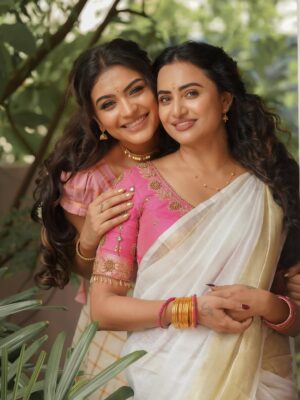 Janani Ashok Kumar Instagram - My favvvv >>>> 🥹💕🧿🪬 @janani_ashokkumar 

Makeup for us : @kalaiartistry ✨
Hairdo for us : @jenifer_hair_stylist ✨
Photography: @camerasenthil ✨
Organised by : @rrajeshananda