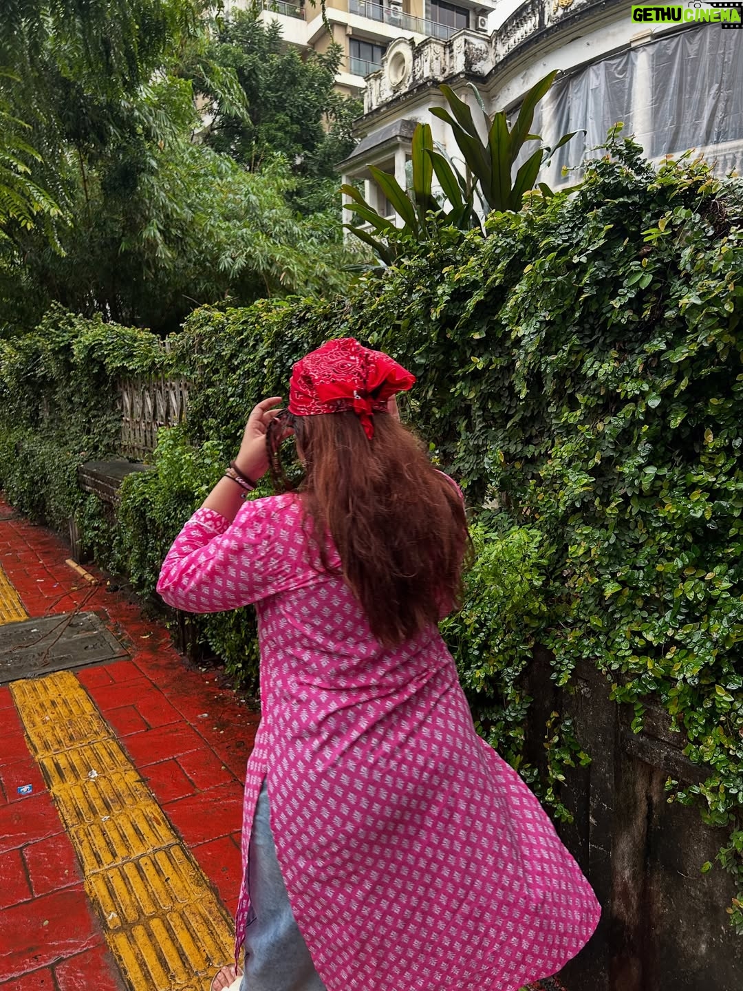Janavi Jain - 3.6K Likes - ✨🪬💕🧚🏻‍♀️🌧️