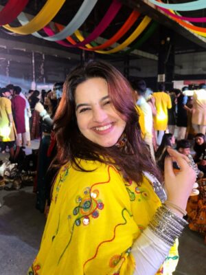 Janavi Jain Instagram - Festival that brings joy, laughter, excitement and reunits evryone 🤩✨❤️