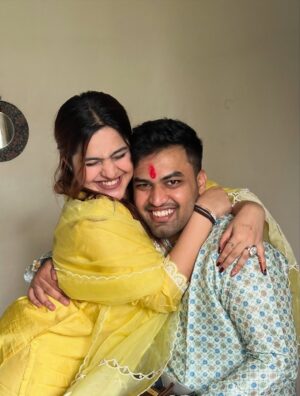 Janavi Jain Instagram - Happy rakhiii 🧚🏻♀️💕😍✨🎀