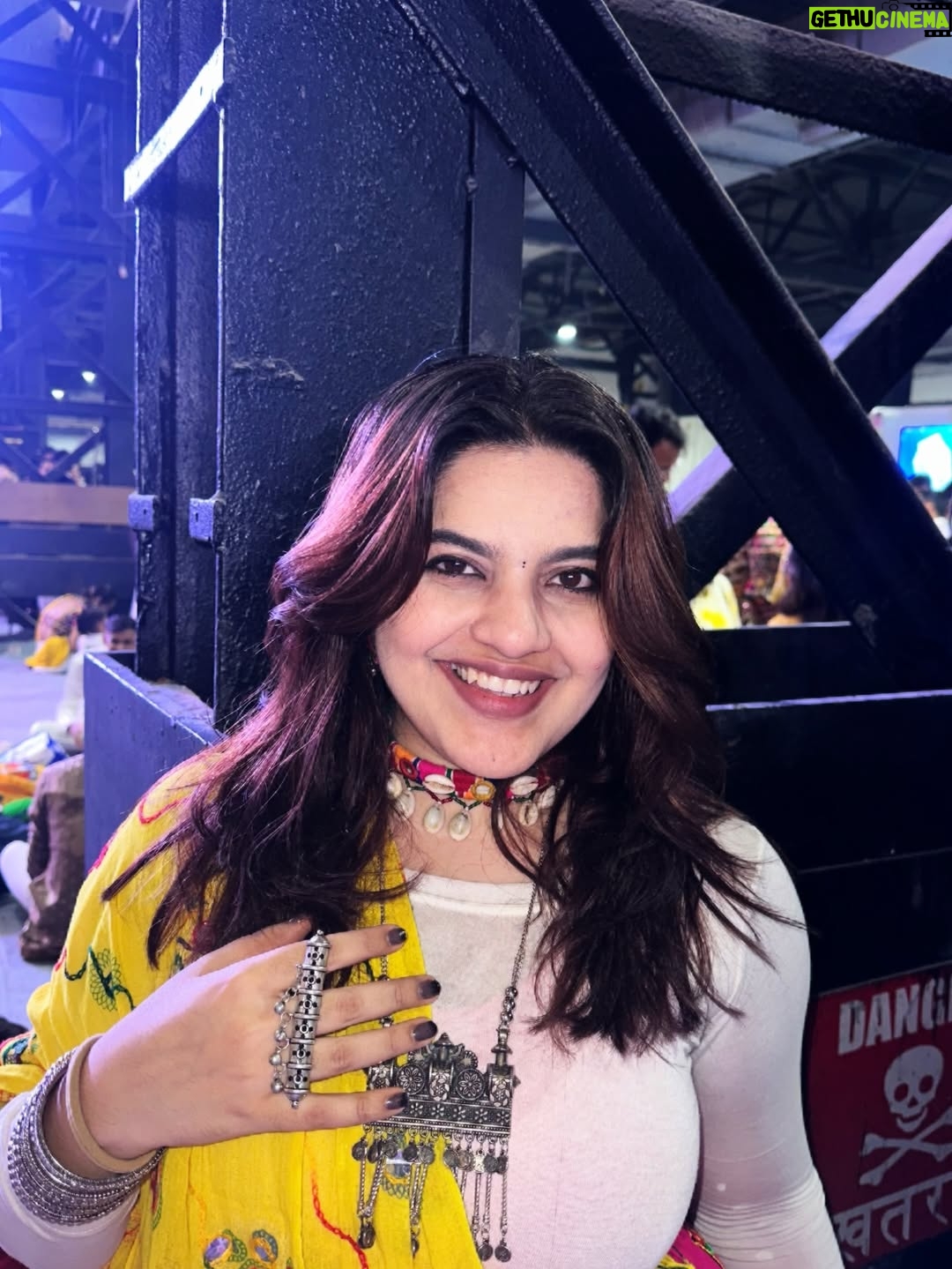 Janavi Jain - 9.7K Likes - Festival that brings joy, laughter, excitement and reunits evryone 🤩✨❤️