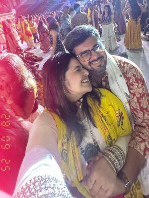 Janavi Jain Instagram - Festival that brings joy, laughter, excitement and reunits evryone 🤩✨❤️