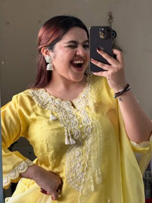 Janavi Jain Instagram - Happy rakhiii 🧚🏻♀️💕😍✨🎀