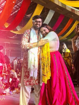 Janavi Jain Instagram - Festival that brings joy, laughter, excitement and reunits evryone 🤩✨❤️