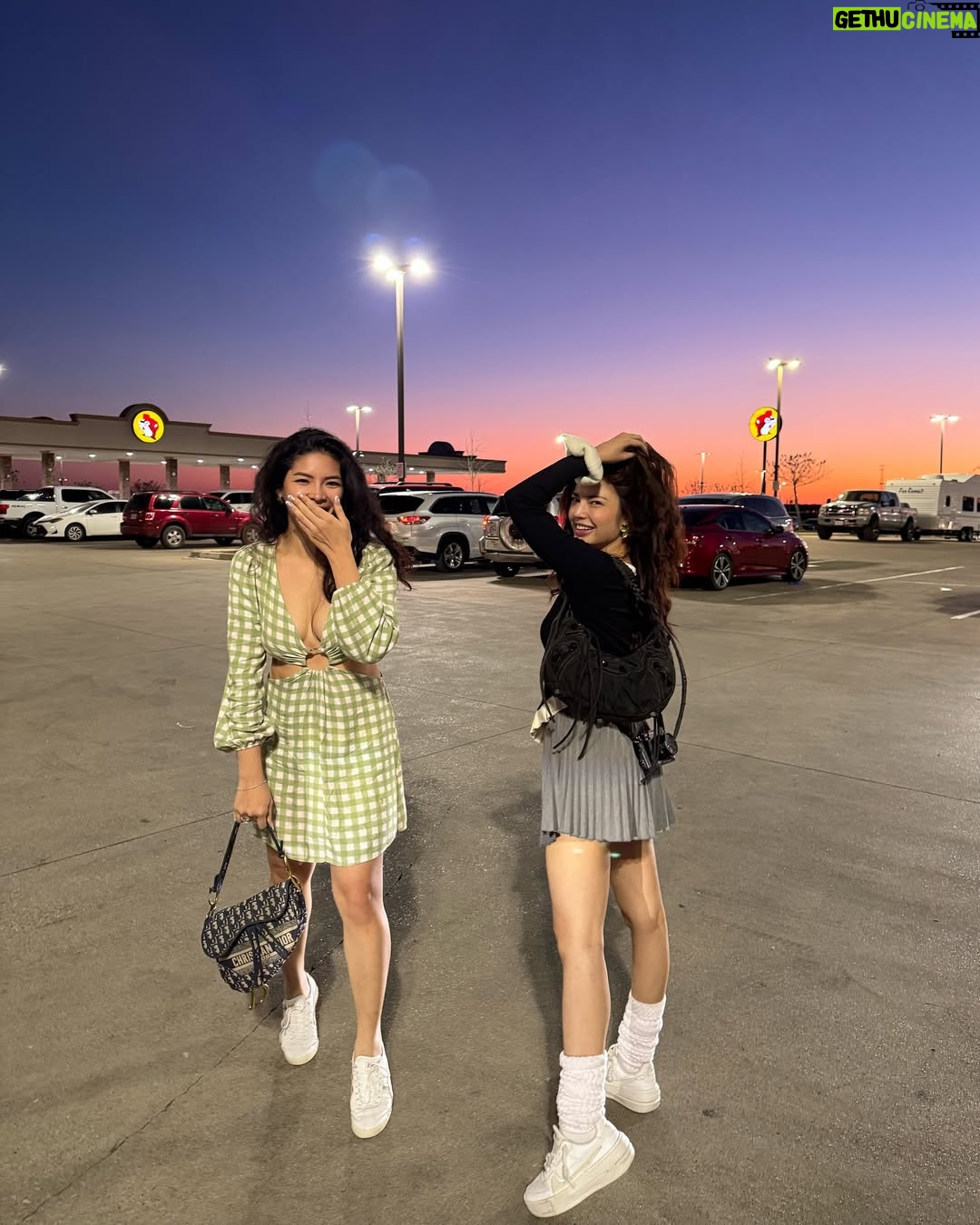 Jane De Leon - 31.6K Likes - Happy birthday to my kikaay bestie! Day 1 ’til forever ✨💁🏼‍♀️