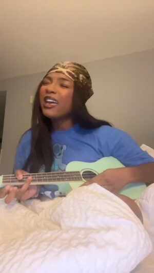 Ja'ness Tate Instagram - Ughhh #janessmusic #session32 #summerwalkercover