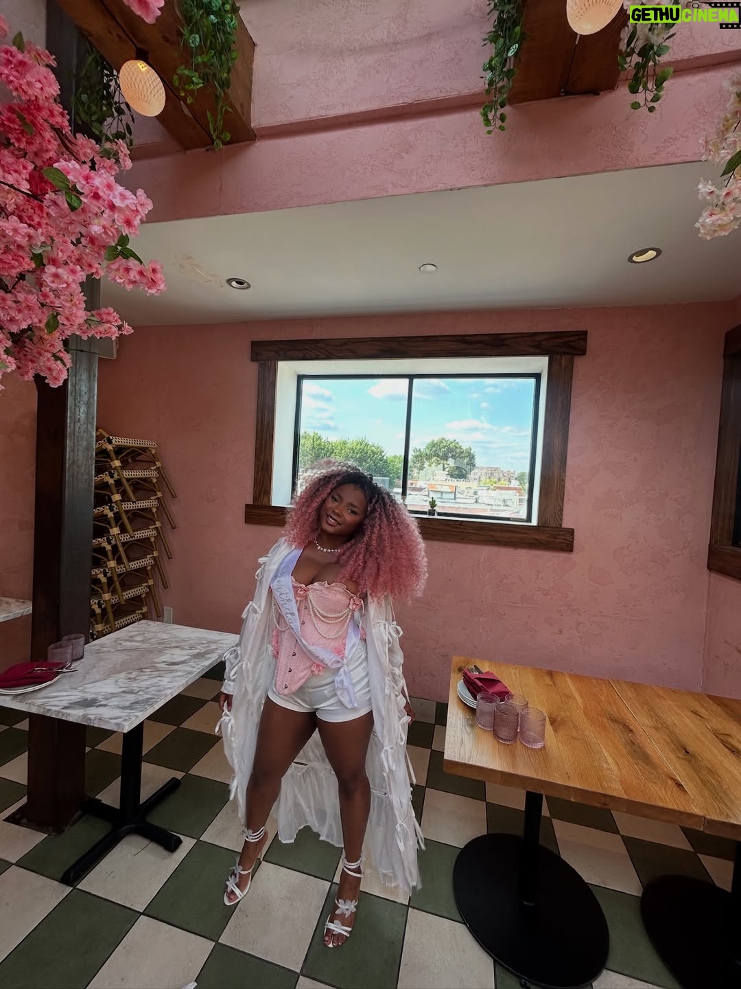 Ja'ness Tate - 110 Likes - My type of carrying on 🥰 shout out to everyone who came and supported me for my birthday I LITTERALLY had a timeeee🥳🥳 #janessmusic #birthdaygirl #leonation
