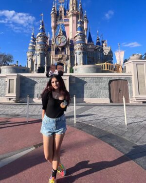 Janessa Lakhani Instagram - It all starts with pixie dust🧚
@waltdisneyworld #waltdisneyworld #florida #magickingdom #explorepage #explore #foryou #themeparks #castle
#disney #disneyoutfit #janessalakhani