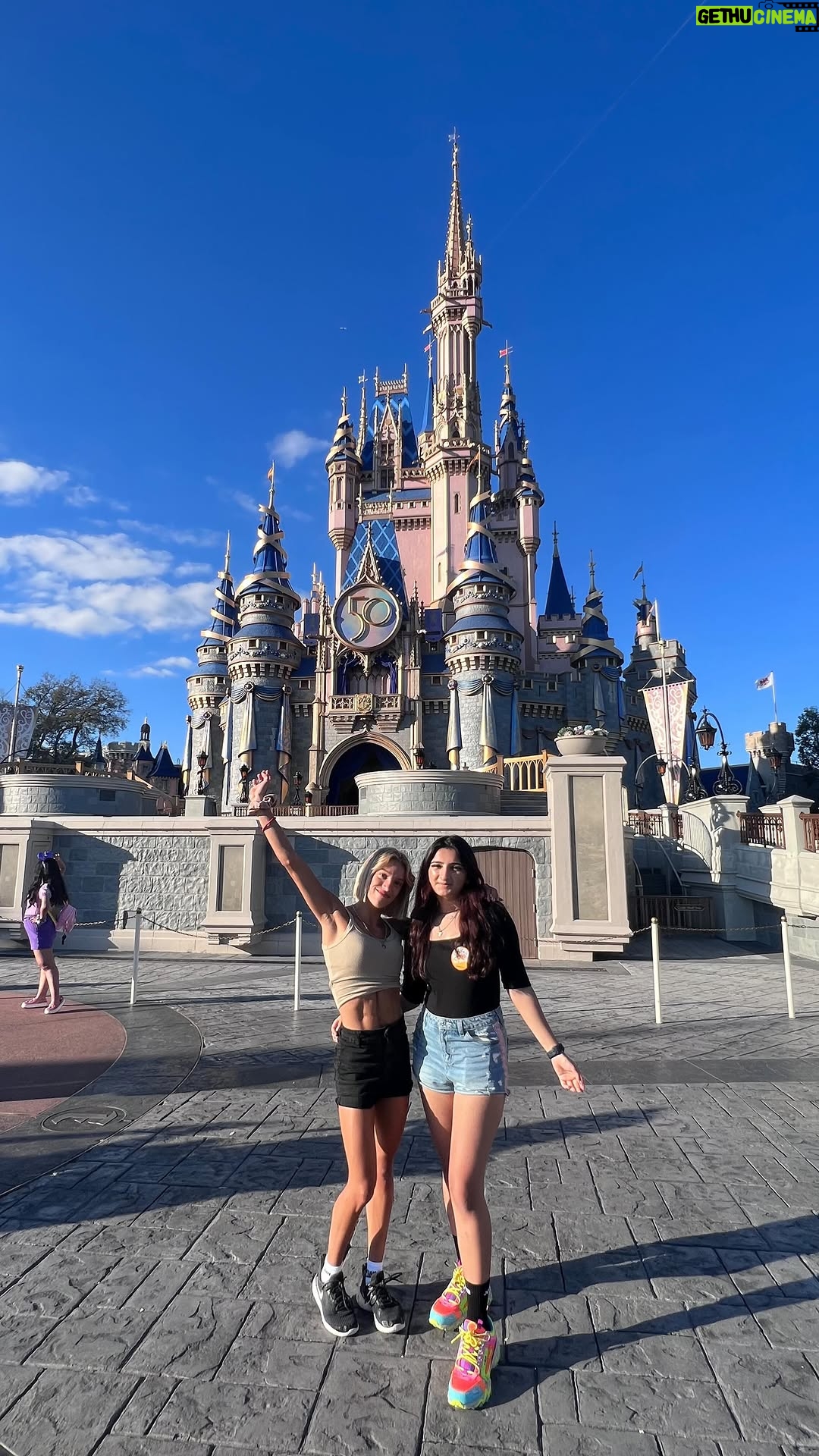 Janessa Lakhani - 2.8K Likes - When Australia met Argentina and Bollywood took over at @waltdisneyworld 💗
 
cr: @kartikaaryan @kritisanon @boscomartis @caesar2373 @iamgulnaazukhan @cataromero__ 

#explorepage #explore #dance @bollyshake #florida #waltdisneyworld #magickingdom #bollywood #kartikaaryan #shezada #mundasonahoonmain #explore #foryou #reels #reelsinstagram #trending #trendingreels #kritisanon #boscocaesar #janessalakhani #bollyshake