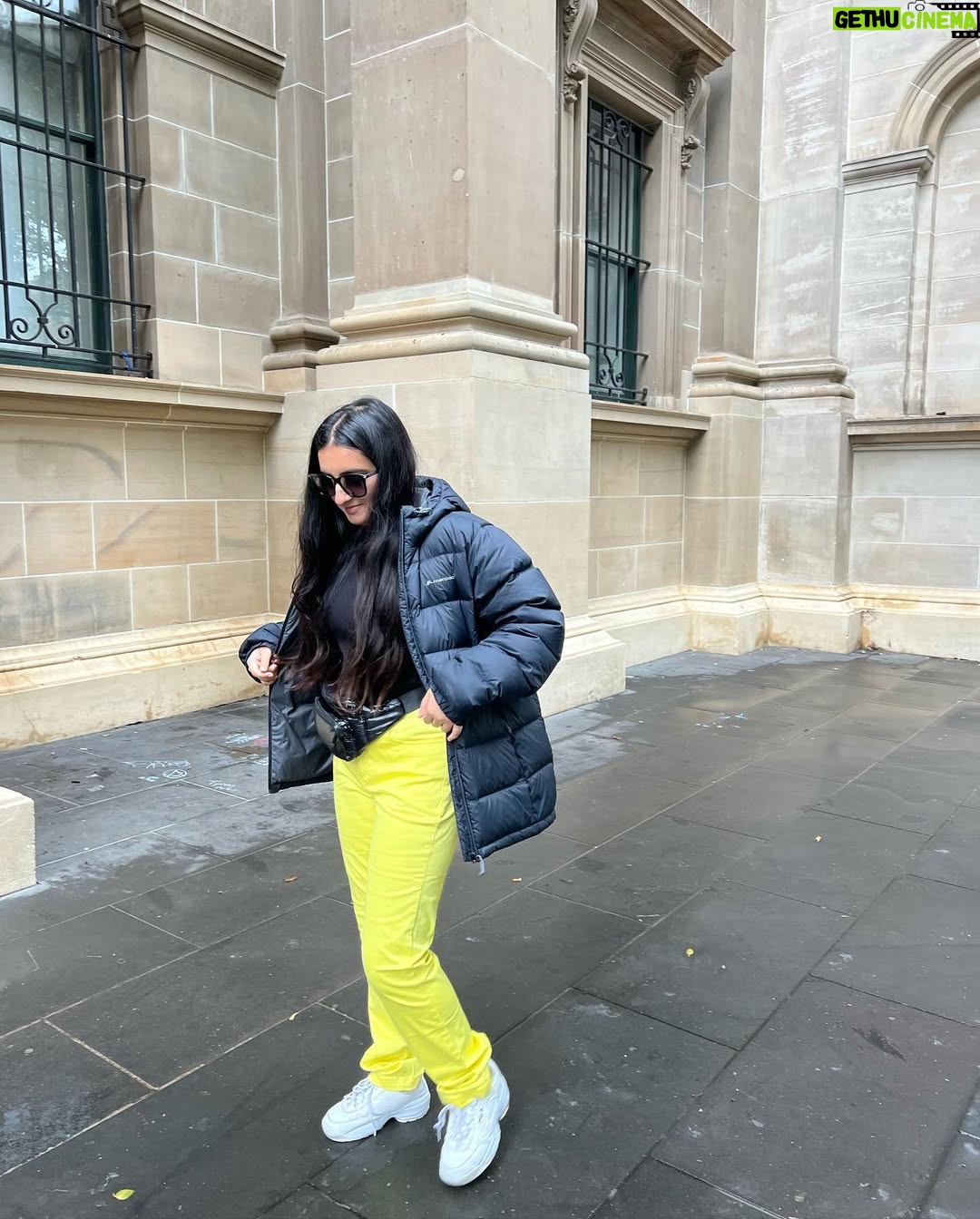 Janessa Lakhani - 355 Likes - London incoming📞…