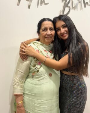 Janessa Lakhani Instagram - 🤍