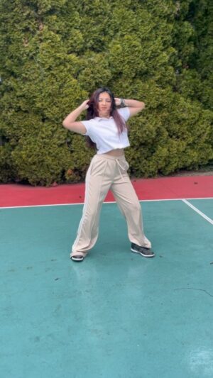 Janessa Lakhani Instagram - @yasshkadamm increasing the temperature with his choreo🔥
@iamsrk @boscomartis @deepikapadukone @thejohnabraham @bollyshake @shilparao
#pathaan #explorepage #explore #reels #dance #reelitfeelit #dancevideo #trending #trendingreels #viralvideos #viralreels #besharamrang #seattle #janessalakhani #yrf #deepikapadukone #bollyshake