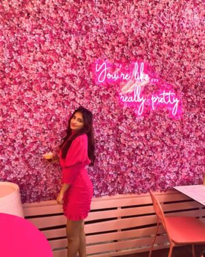 Janessa Lakhani Instagram - Pretty in Pink💗
#janessalakhani