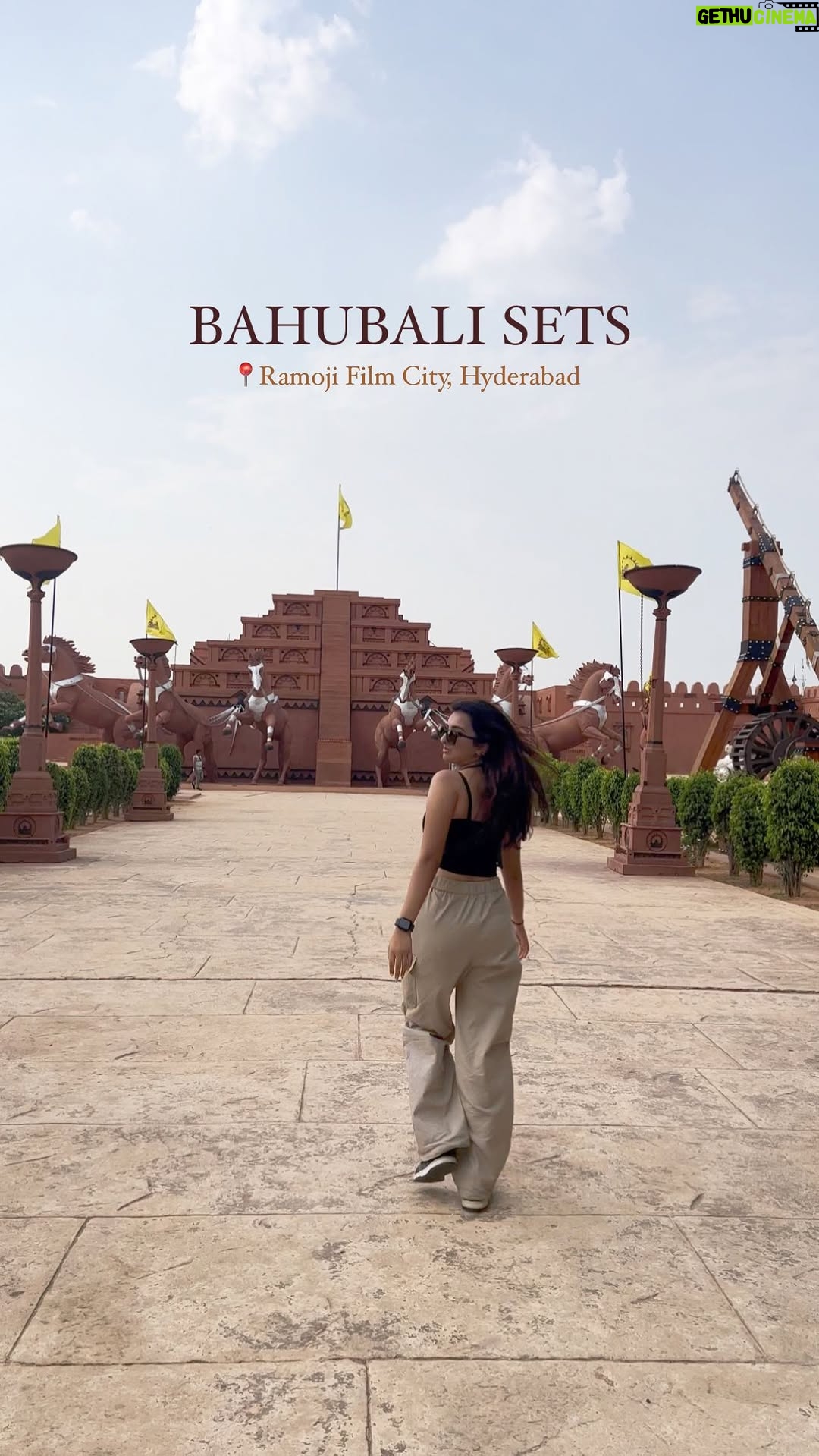 Janessa Lakhani - 397 Likes - CWM to the Bahubali Sets at Ramoji Film City🎥🎬🎞️🍿

📍 @ramojifilmcity 
#bahubalisets #ramojifilmcity #trending #comewithme #vlog #janessalakhani