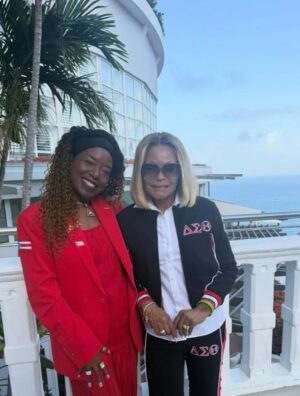 Janice Bryant Howroyd Instagram - Recent love from my fellow Sorors. As an Honorary Member of @dstinc1913, I’m grateful for the warm embrace. Meeting each and every one of you continues to be a blessing and a joy. ❤️