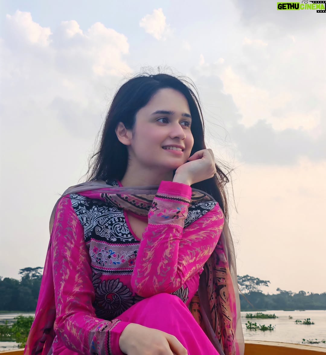 Jannatul Ferdous Oishee - 13.4K Likes - Where the river flows, time slows.