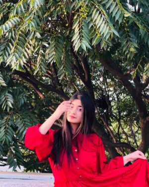 Janshi Dayal Instagram - Little Red Riding hood 🌹