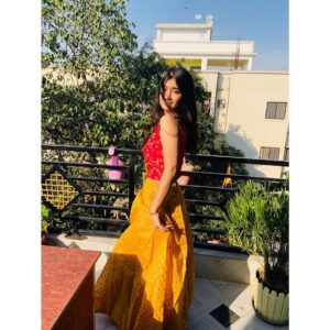 Janshi Dayal Instagram - Don’t let that puppy face fool you, I roll like a boss ✨