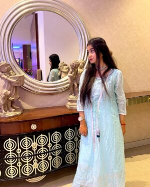 Janshi Dayal Instagram - Radiating sheer elegance vibe ! ✨