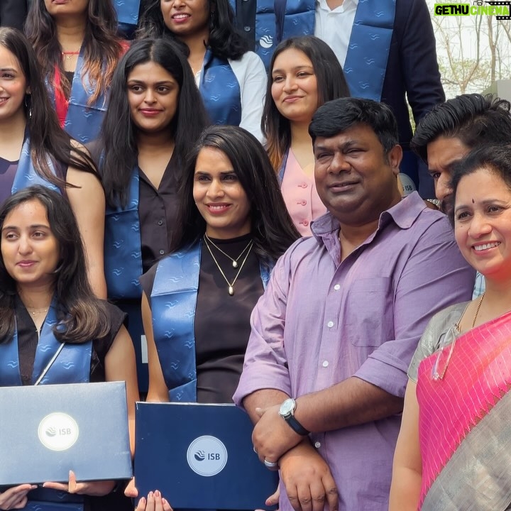 Janvi Sikaria - 808 Likes - @isbindia thank you for possibly the best 6 months of my life 
#GraduationDay ⭐️