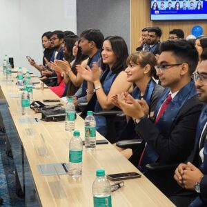 Janvi Sikaria Instagram - @isbindia thank you for possibly the best 6 months of my life
#GraduationDay ⭐️